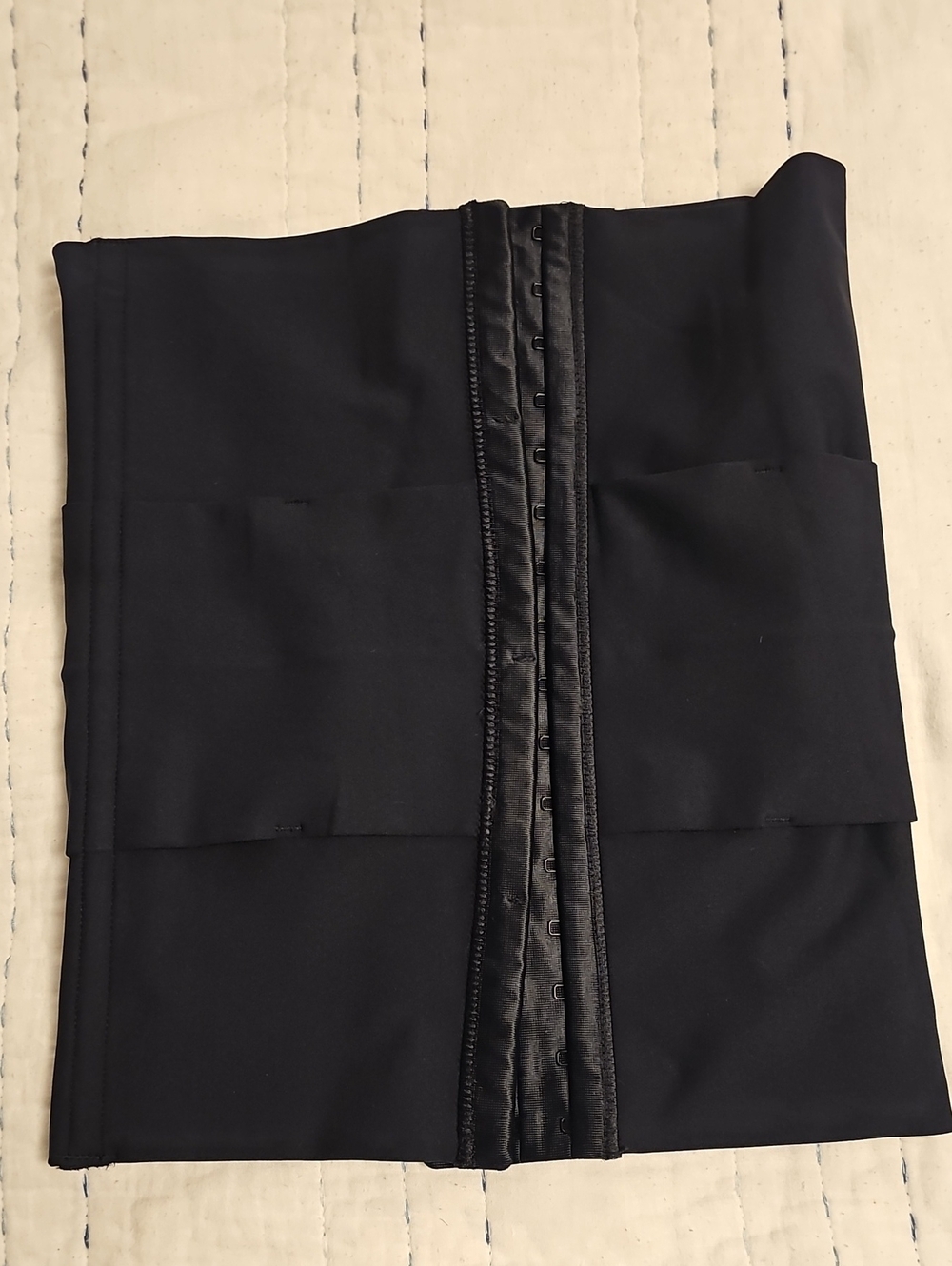 LEONISA Waist Cincher Trainer BLACK SMALL